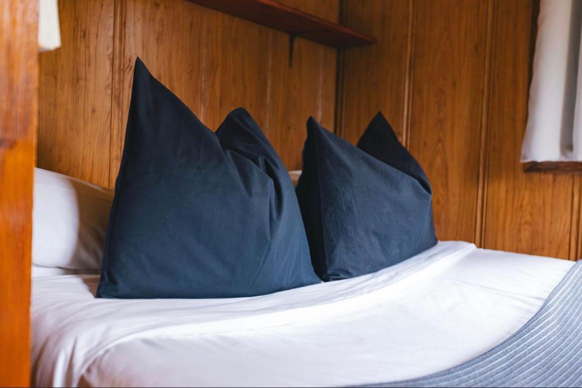 Camping & Bungalows Suspiro Del Moro Otura Luaran gambar