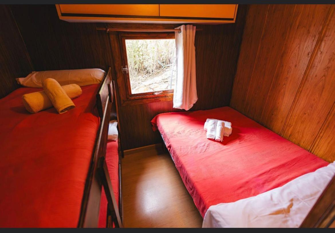 Camping & Bungalows Suspiro Del Moro Otura Luaran gambar