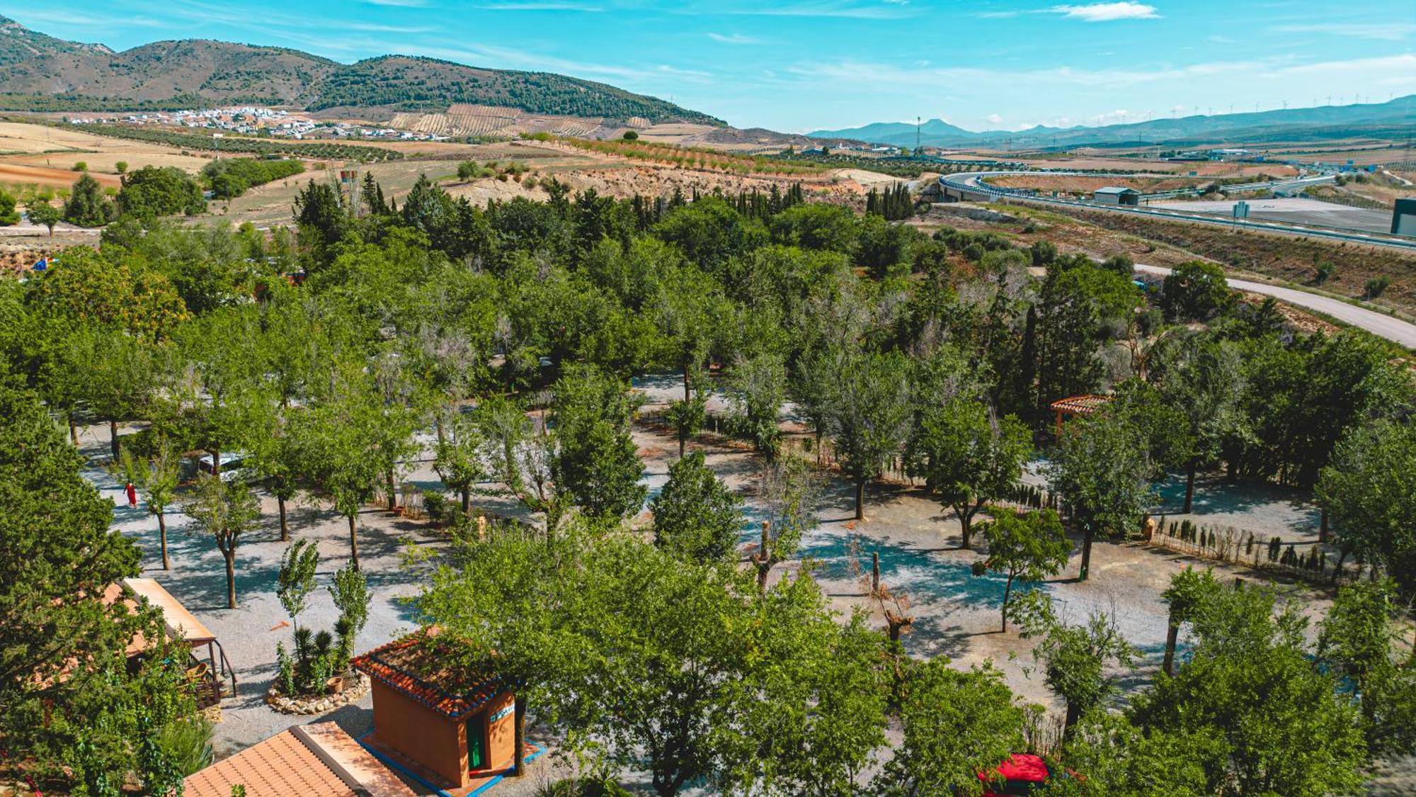 Camping & Bungalows Suspiro Del Moro Otura Luaran gambar
